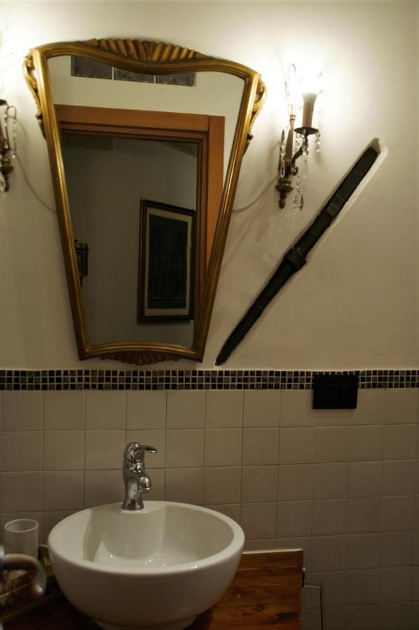 Ipazia House Apartment Genoa Bagian luar foto