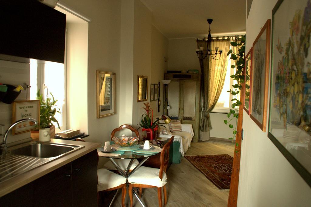 Ipazia House Apartment Genoa Bagian luar foto