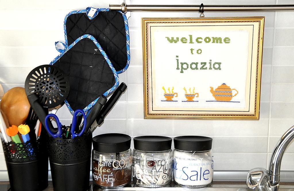 Ipazia House Apartment Genoa Bagian luar foto