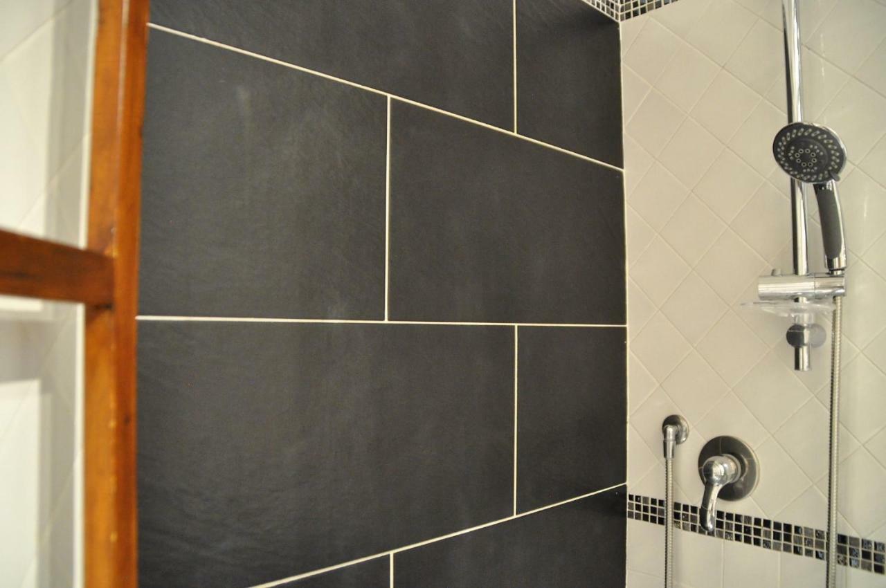 Ipazia House Apartment Genoa Bagian luar foto